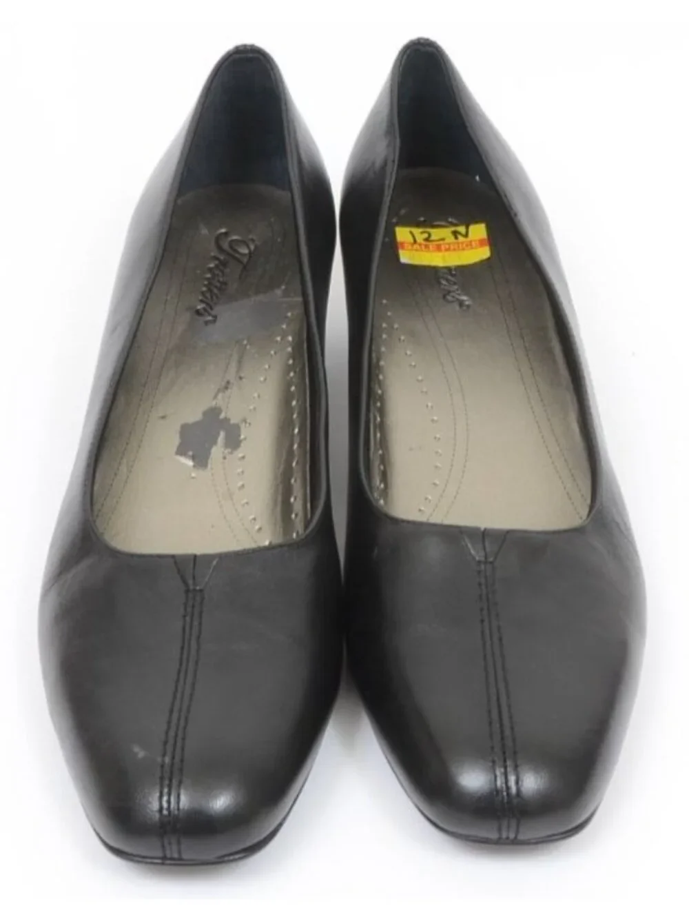 Trotters Doris Black Leather Round Toe Low Heel Classic Career Pump Women 12N